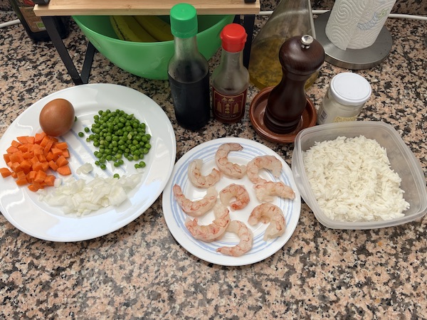 Ingredientes para el arroz frito